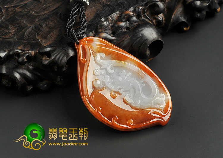 糯冰种红黄翡缅甸翡翠A货仿古龙凤牌挂件