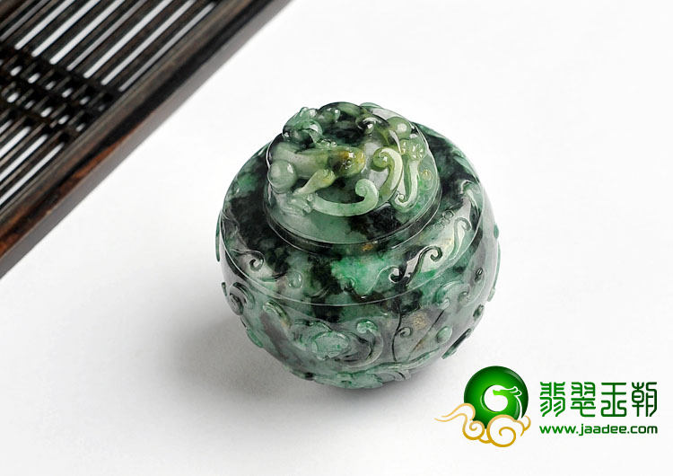 糯冰种癣加绿缅甸翡翠A货螭龙家财万贯