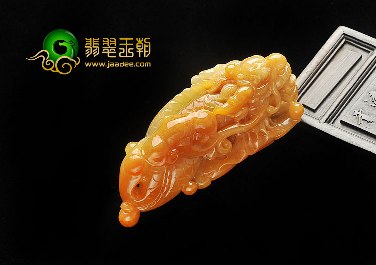 糯冰种红黄翡缅甸翡翠A货龙头鱼挂件