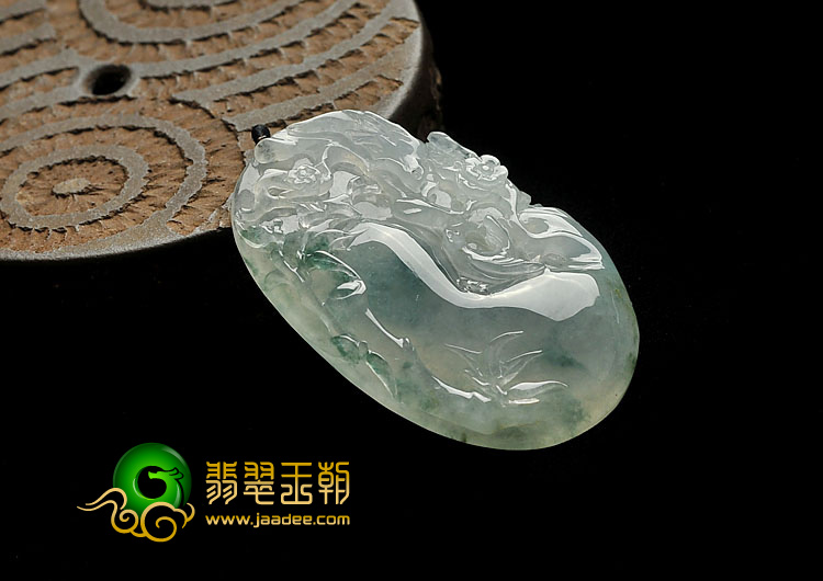 冰种飘花缅甸翡翠A货喜上眉梢挂件
