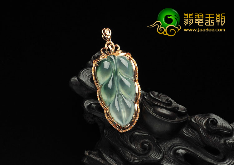 冰种飘花缅甸翡翠A货镶玫瑰金金枝玉叶胸坠（真钻）