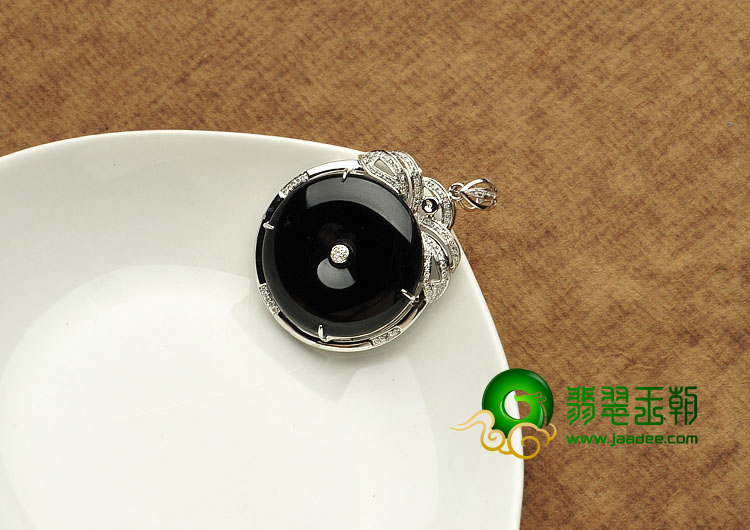 https://jdimg.jaadee.net//images/201309/goods_img/32366_P_1379495059557.jpg