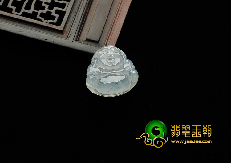 (超值推荐)冰种略飘花缅甸翡翠A货玉佛挂件