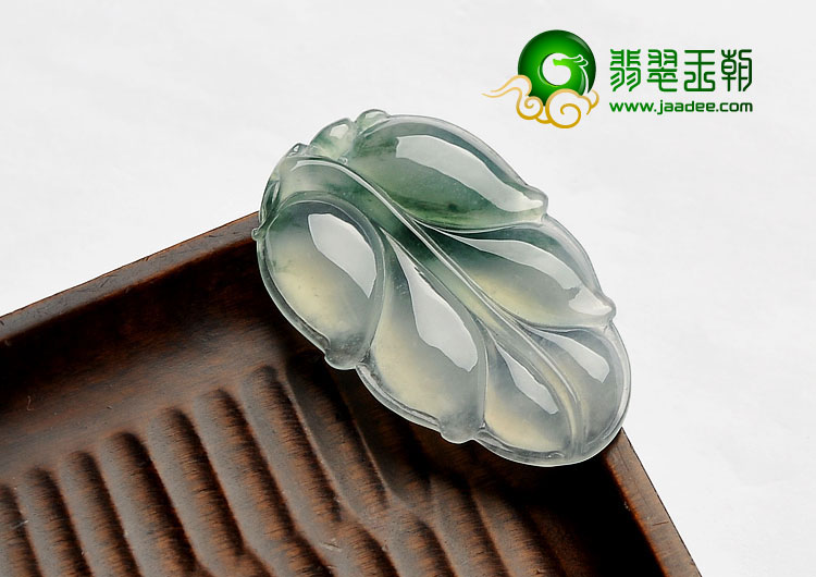 冰种飘花缅甸翡翠A货叶子挂件