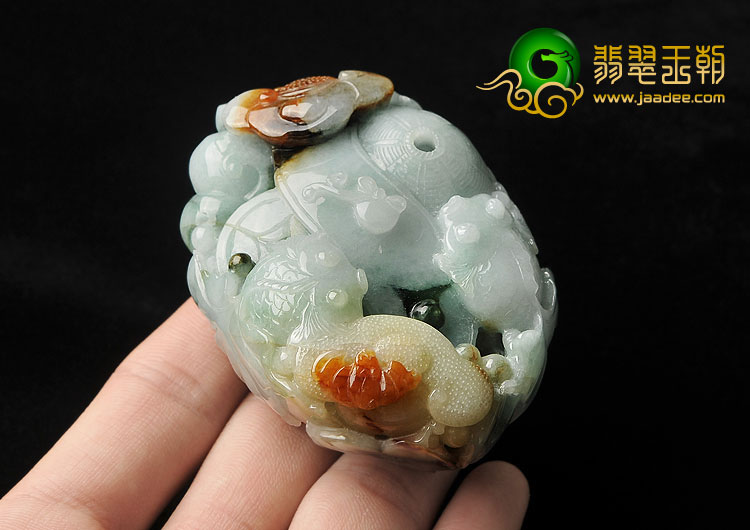 糯冰种三彩缅甸翡翠A货金玉满堂手玩件