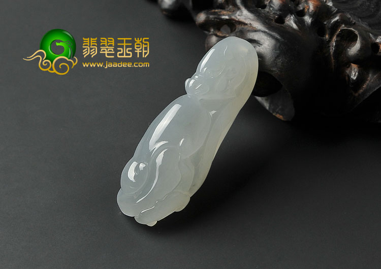 糯冰种晴水缅甸翡翠A货龙钩挂件