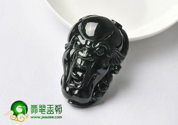 糯冰种墨翠缅甸翡翠A货鬼头挂件