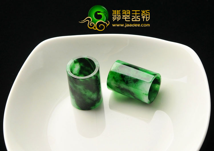 糯冰种癣加绿缅甸翡翠A货路路通挂件（一对）