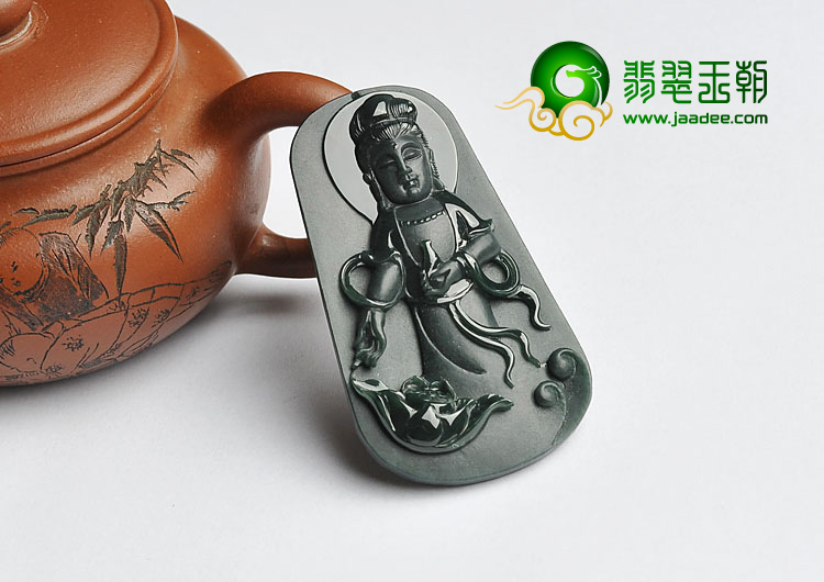 冰种墨翠缅甸翡翠A货站观音挂件