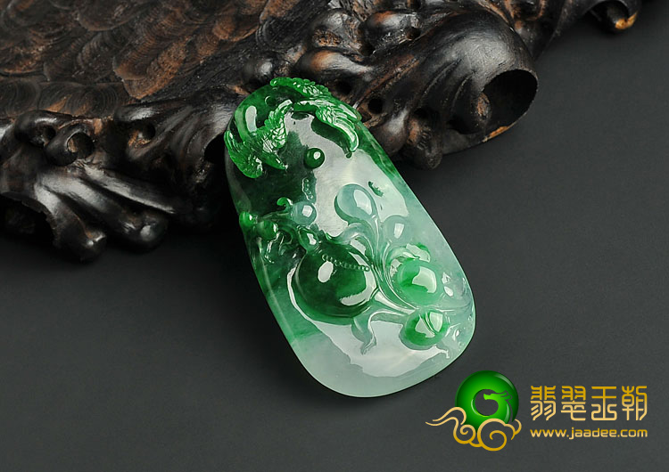 冰种正阳绿缅甸翡翠A货比翼双飞挂件