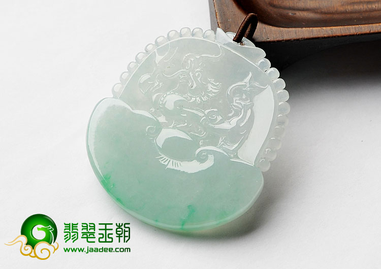 糯冰种飘翠缅甸翡翠A货龙行如意挂件