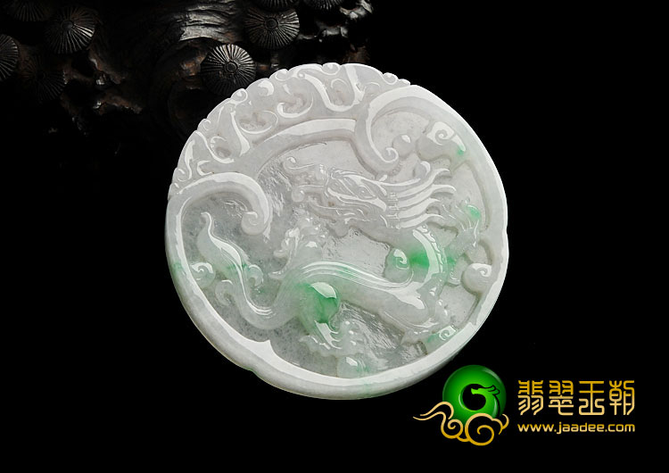 糯冰种飘翠缅甸翡翠A货龙牌挂件