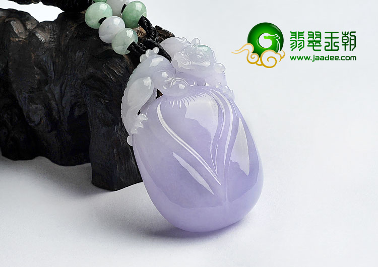 糯冰种春带彩缅甸翡翠A货螭龙挂件