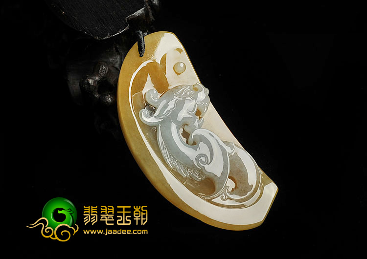 冰种褐黄翡缅甸翡翠A货飞龙在天挂件