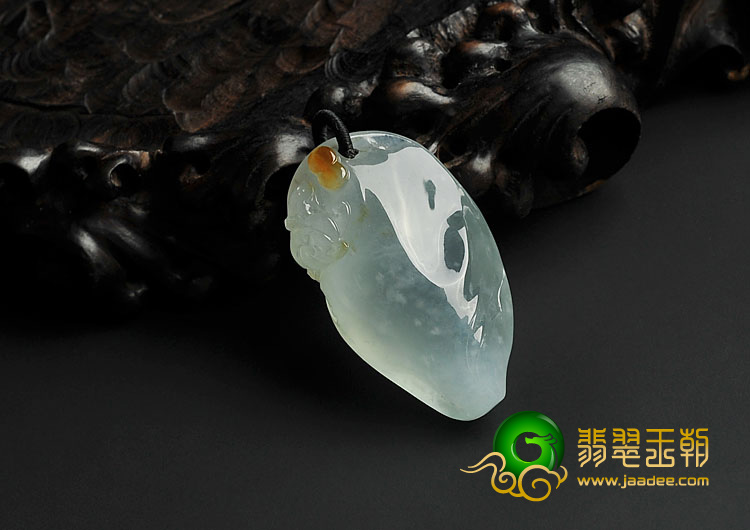冰种晴水略带黄翡缅甸翡翠A货如意寿挂件