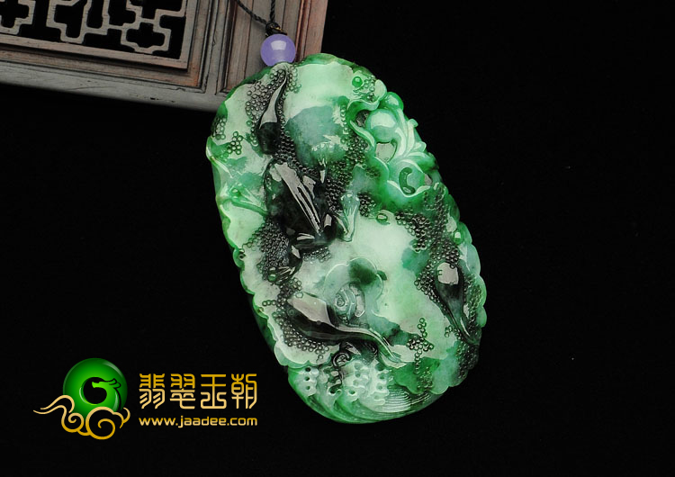 糯冰种癣加绿缅甸翡翠A货招财进宝挂件