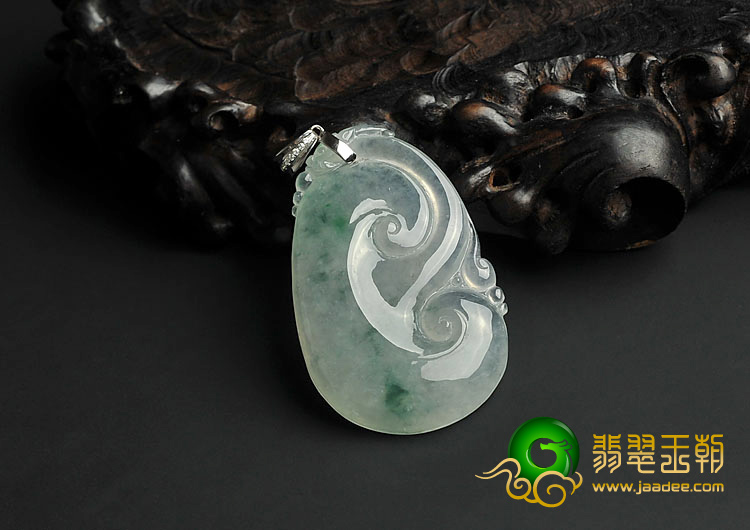 冰种飘花缅甸翡翠A货如意挂件