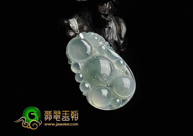 冰种飘花缅甸翡翠A货如意挂件