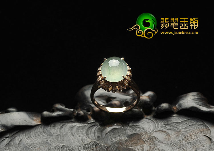 (超值推荐)冰种略飘花缅甸翡翠A货镶玫瑰金戒指（真钻）