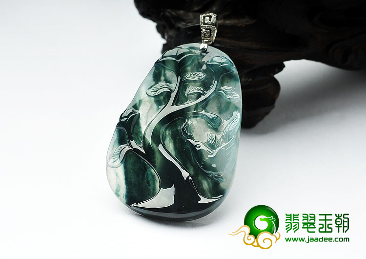 冰种飘花缅甸翡翠A货喜上眉梢挂件
