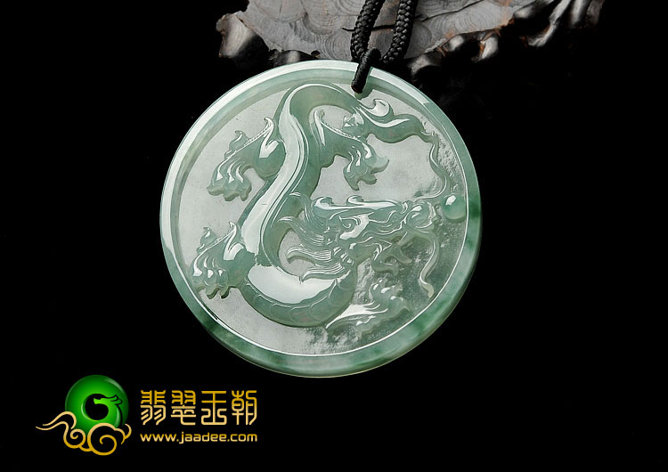 冰种飘花缅甸翡翠A货龙牌挂件