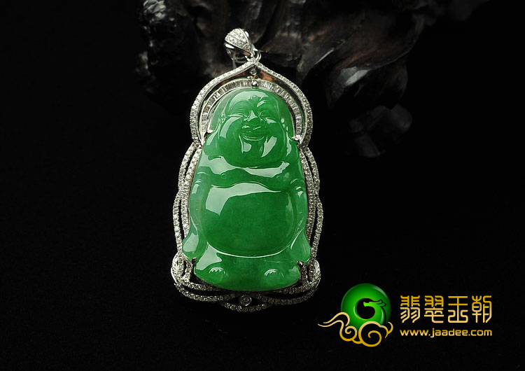 (超值推荐)冰种阳绿缅甸翡翠A货镶白金满绿站佛胸坠（真钻）