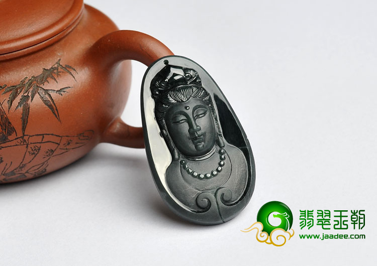糯冰种墨翠缅甸翡翠A货观音头挂件