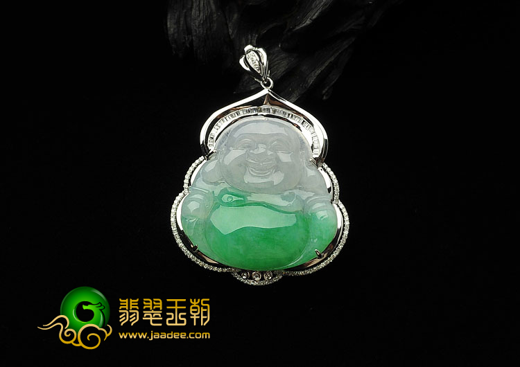 糯冰种翠色缅甸翡翠A货镶白金玉佛胸坠（真钻）