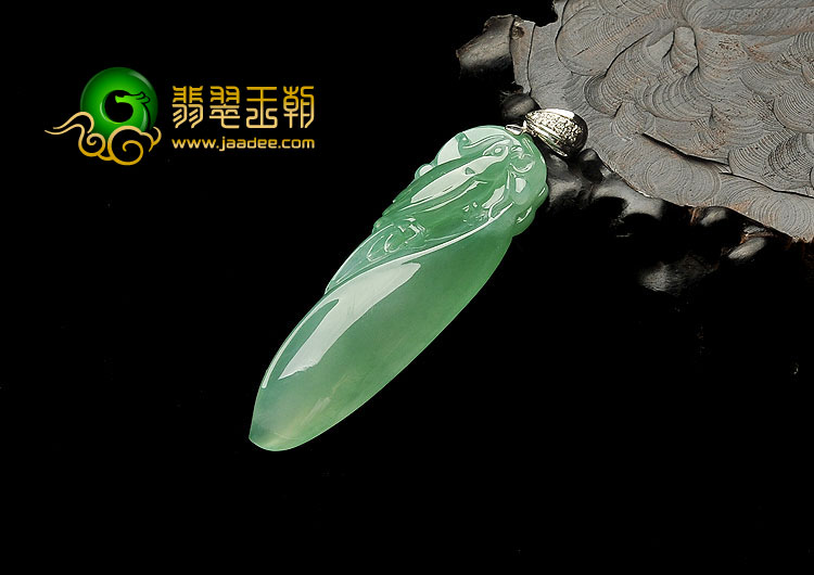 冰种晴水缅甸翡翠A货福瓜挂件