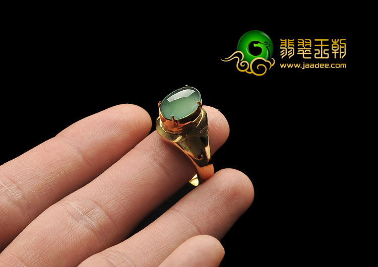 冰玻种晴水缅甸翡翠A货戒面