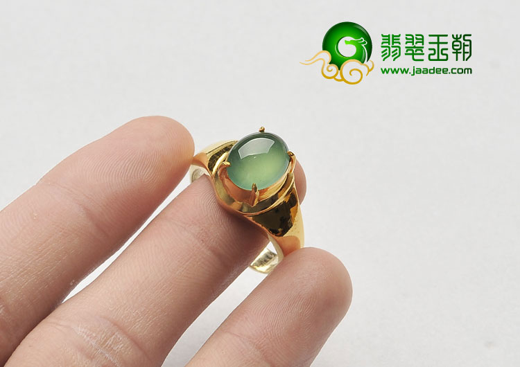 冰玻种晴水缅甸翡翠A货戒面