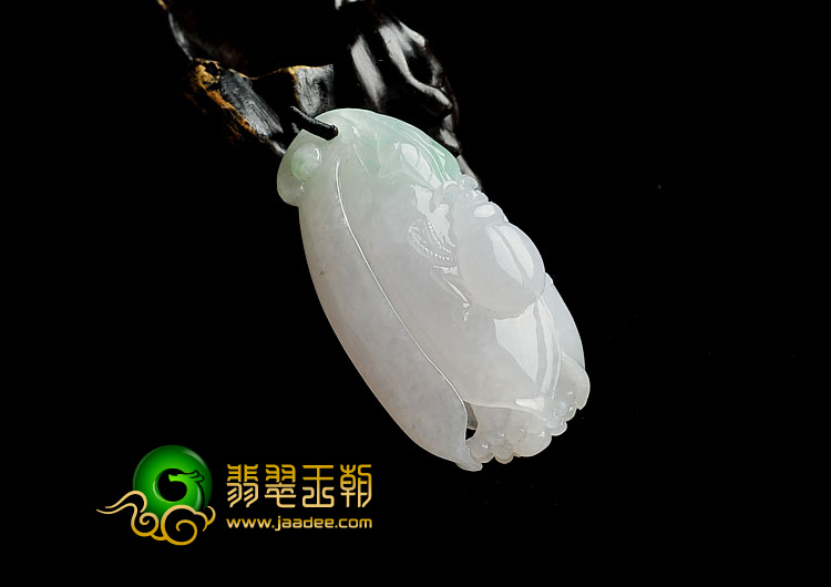 糯冰种飘翠缅甸翡翠A货玉兰花挂件
