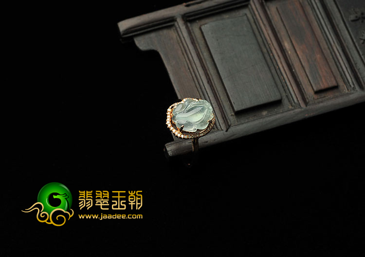 冰种晴水缅甸翡翠A货镶玫瑰金貔貅戒指（真钻）