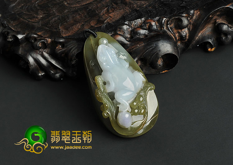 糯冰种褐翡缅甸翡翠A货呱呱来财挂件