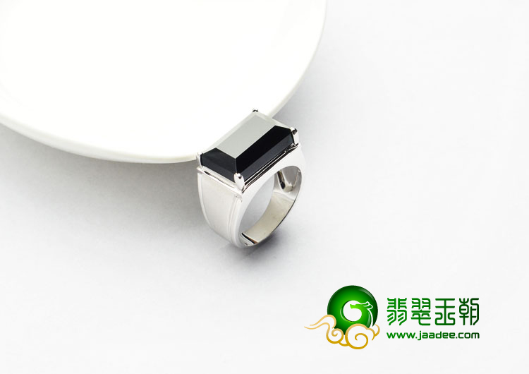 玻璃种墨翠缅甸翡翠A货镶白金戒指