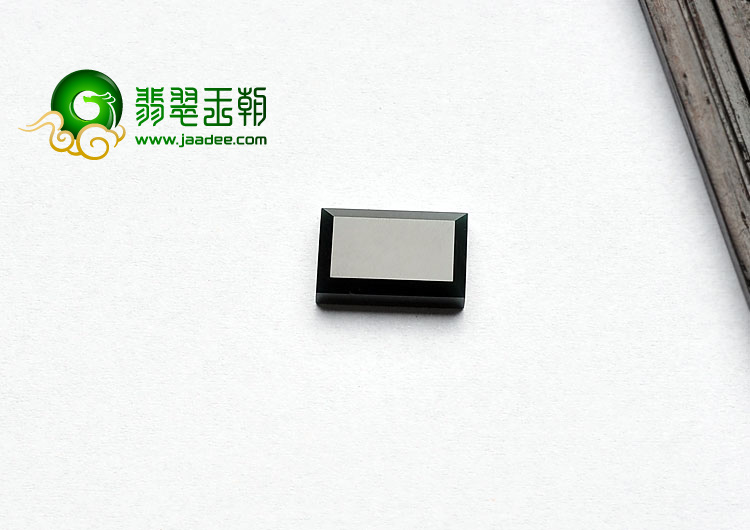 冰玻种墨翠缅甸翡翠A货戒面