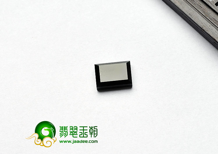 冰玻种墨翠缅甸翡翠A货戒面