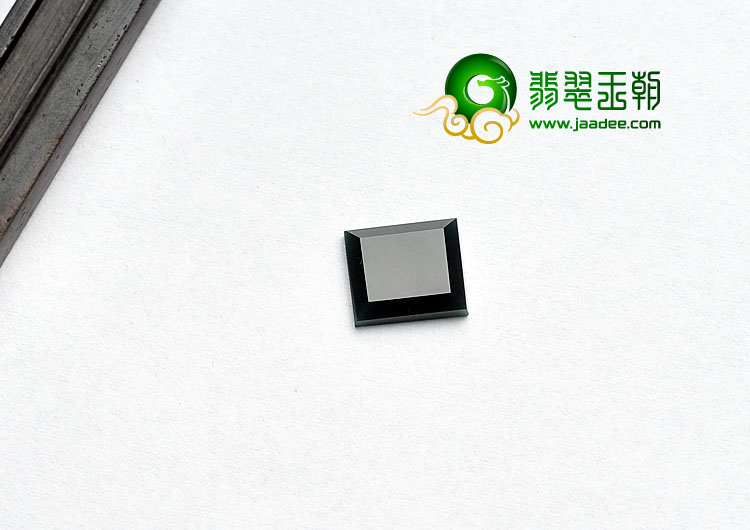 冰玻种墨翠缅甸翡翠A货戒面