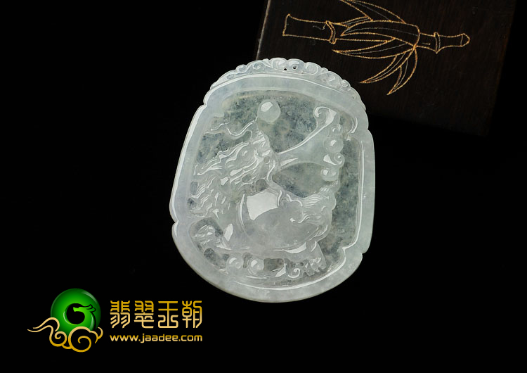糯冰种淡晴水缅甸翡翠A货龙头龟挂件