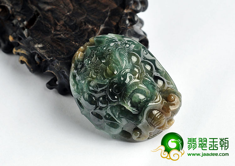 糯冰种青色略带黄翡缅甸翡翠A货怪兽头挂件/手玩件