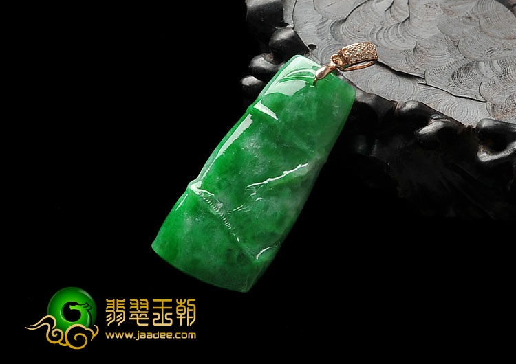 糯冰种阳绿缅甸翡翠A货节节高挂件