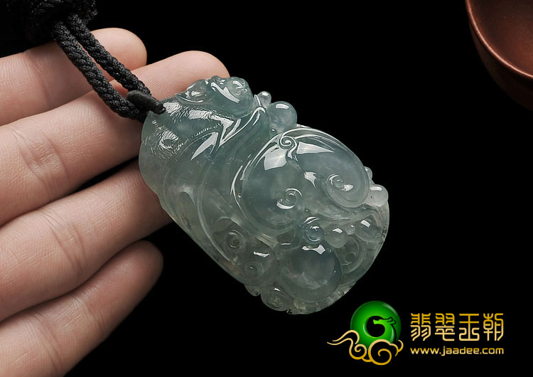 冰种晴水缅甸翡翠A货福寿如意挂件