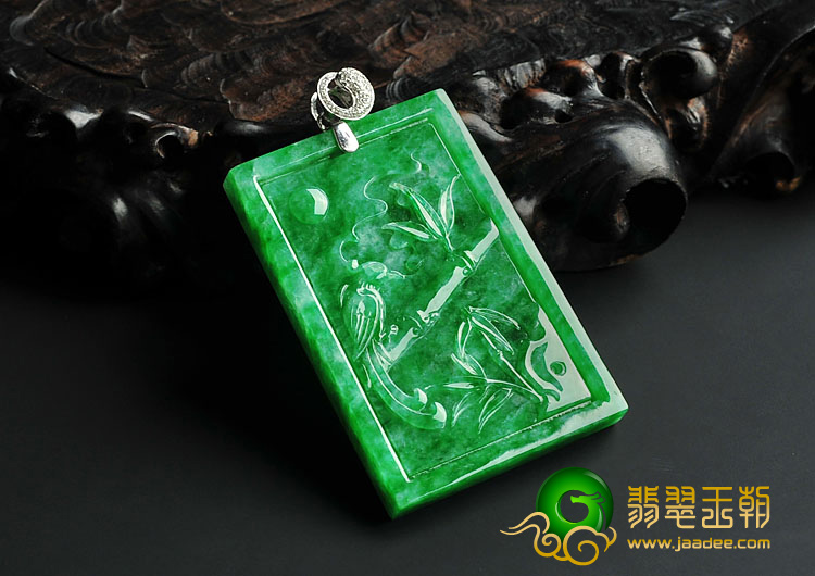 糯冰种阳绿缅甸翡翠A货节节高挂件
