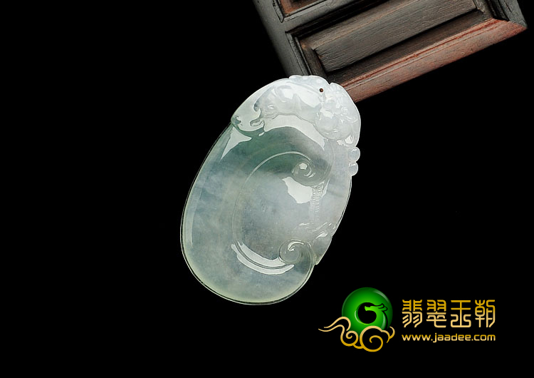 冰种飘花缅甸翡翠A货如意挂件