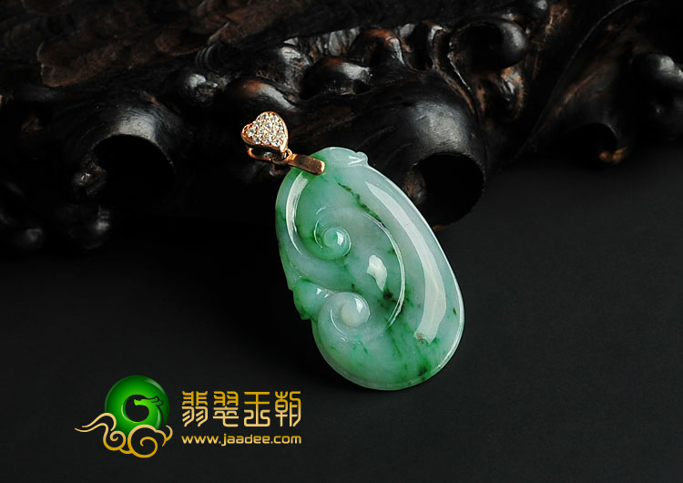 糯冰种飘翠缅甸翡翠A货如意挂件