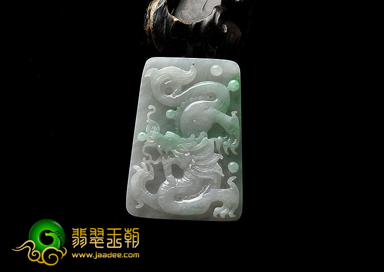 糯冰种飘翠缅甸翡翠A货龙牌挂件