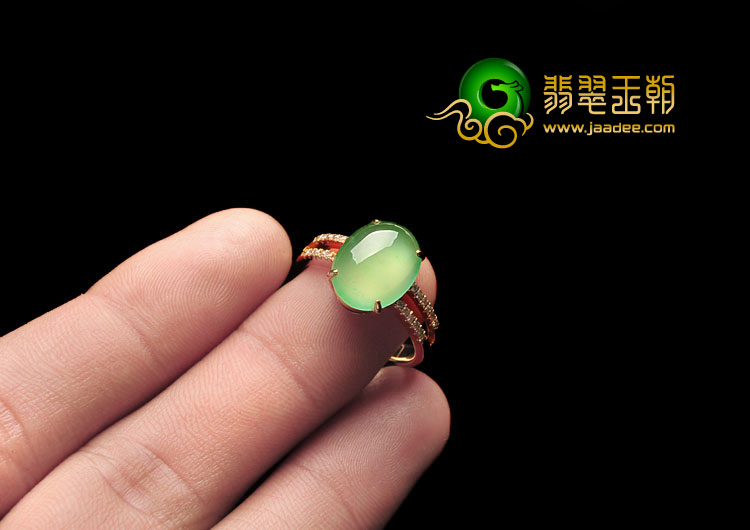 冰玻种绿晴水缅甸翡翠A货镶玫瑰金戒指（真钻）