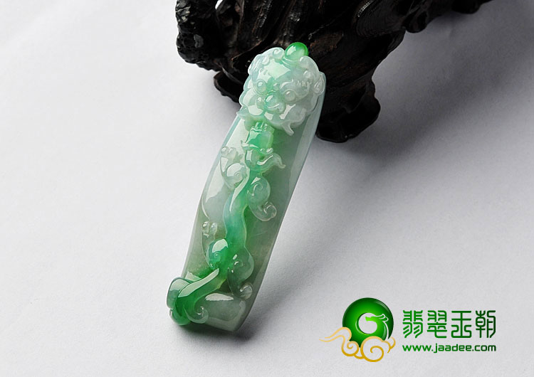糯冰种飘翠缅甸翡翠A货望子成龙挂件
