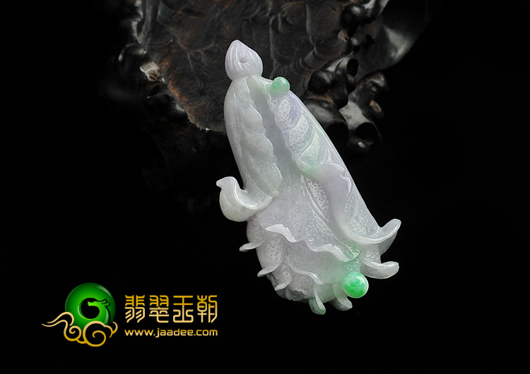 糯冰种春带彩缅甸翡翠A货白菜挂件
