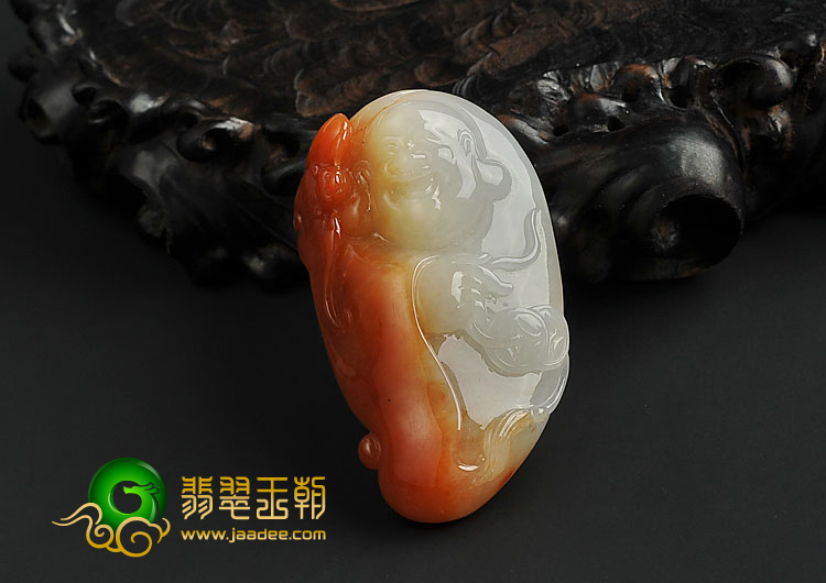 糯冰种红黄翡缅甸翡翠A货纳福挂件